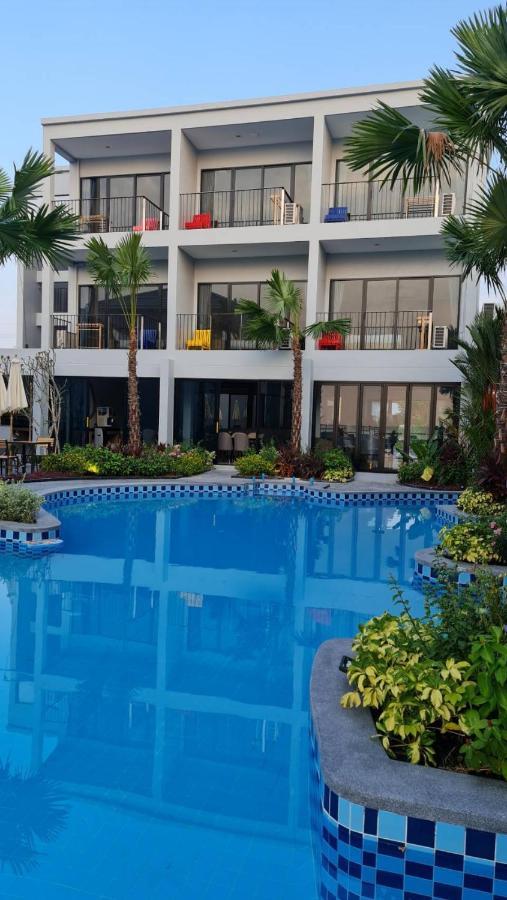 Hatchao Heritage Beach Front Resort Ban Hat Cha Samran ภายนอก รูปภาพ